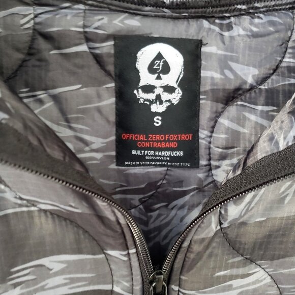 Zero Foxtrot Contraband / Woobie Zip Hoodie, black & gray tiger camo, size S - Picture 2 of 7